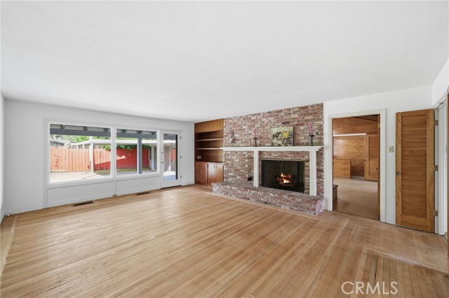 Detail Gallery Image 5 of 24 For 507 Carlyn Ct, Sunnyvale,  CA 94086 - 4 Beds | 2/1 Baths