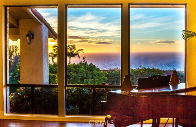 1416 Via Zumaya, Palos Verdes Estates, California 90274, 5 Bedrooms Bedrooms, ,2 BathroomsBathrooms,Residential,Sold,Via Zumaya,PV17041915