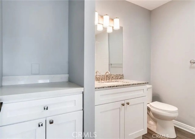 Detail Gallery Image 17 of 29 For 450 E 4th #221,  Santa Ana,  CA 92701 - 1 Beds | 1 Baths