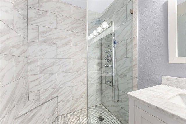 Detail Gallery Image 28 of 48 For 23163 Mulholland Drive Unit 6, Woodland Hills,  CA 91364 - 2 Beds | 2/1 Baths