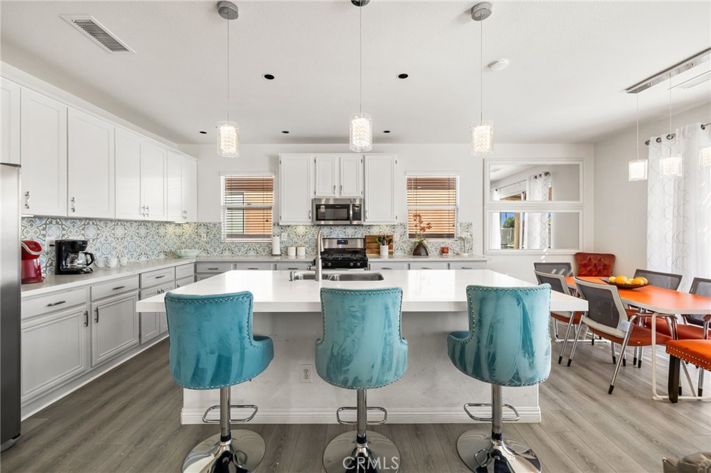 MLS #OC25249506 image #22