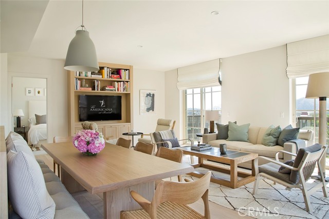 Detail Gallery Image 2 of 3 For 722 Americana Way #M537,  Glendale,  CA 91210 - 1 Beds | 1 Baths