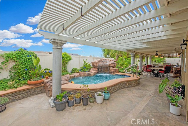 1151 Paseo Tasco Circle, Corona CA: https://media.crmls.org/medias/4ccc5251-d0e7-4757-82a6-95192514770c.jpg