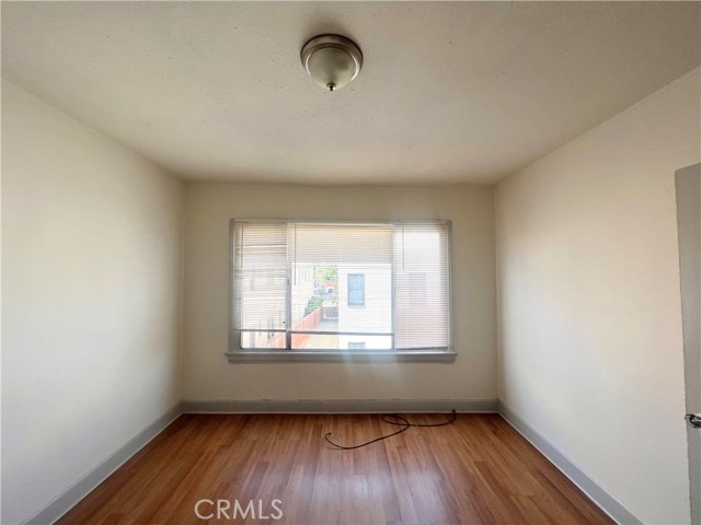 Detail Gallery Image 3 of 17 For 124 S Westmoreland Ave, Los Angeles,  CA 90004 - 1 Beds | 1 Baths