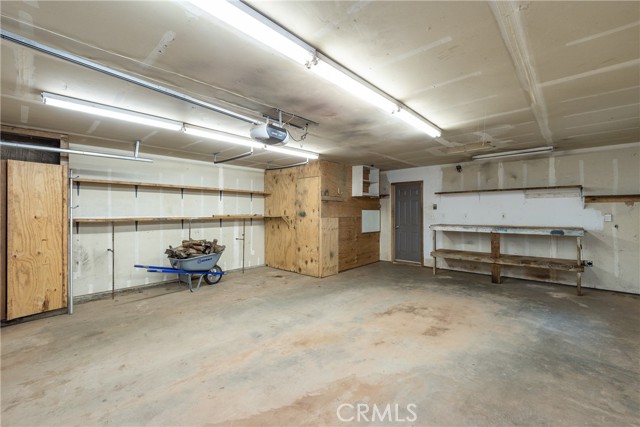 2-Car Garage