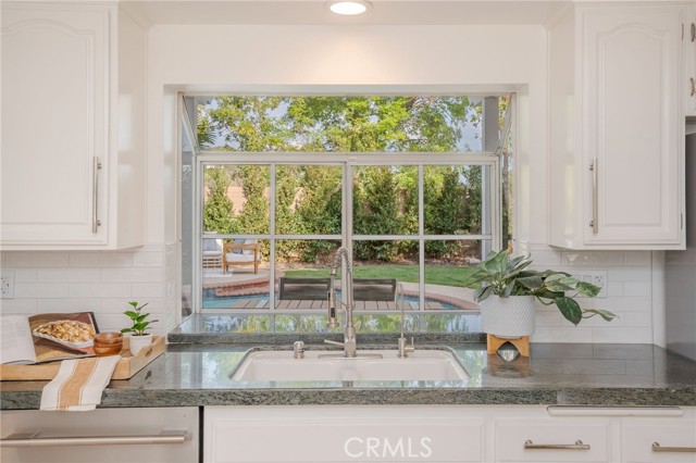 Detail Gallery Image 20 of 41 For 5540 Buffwood, Agoura Hills,  CA 91301 - 5 Beds | 4 Baths