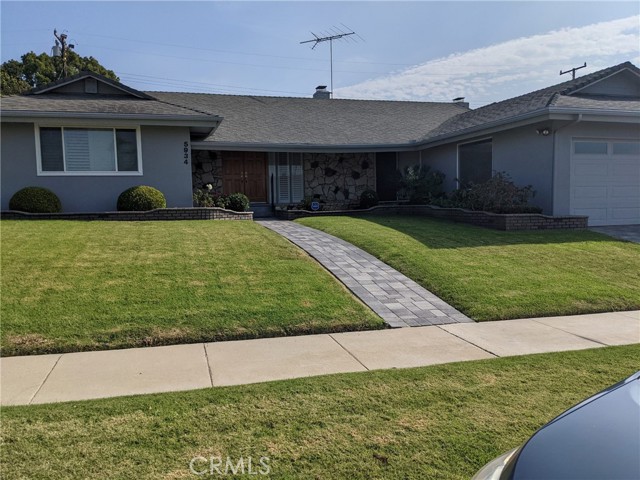 5934 S Halm Ave, Los Angeles, CA 90056