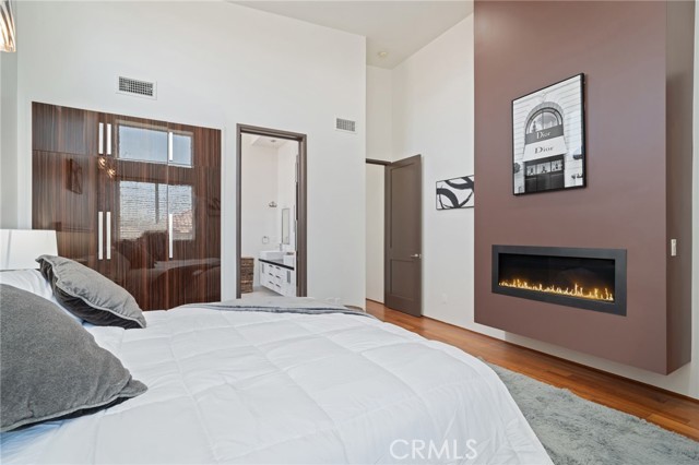 2623 Carnegie Lane, Redondo Beach CA: https://media.crmls.org/medias/4cd24289-1a2e-4fc0-b522-1ff126dfa831.jpg