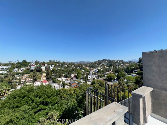 Detail Gallery Image 34 of 59 For 1419 Angelus Ave, Los Angeles,  CA 90026 - 2 Beds | 2 Baths