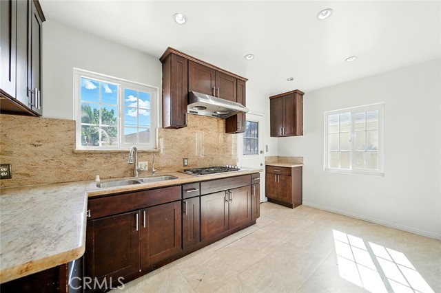 Detail Gallery Image 7 of 27 For 532 W Gleason St, Monterey Park,  CA 91754 - 3 Beds | 2 Baths