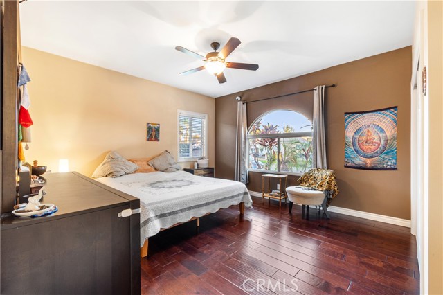 Image 44 of 57 For 11523 Willins