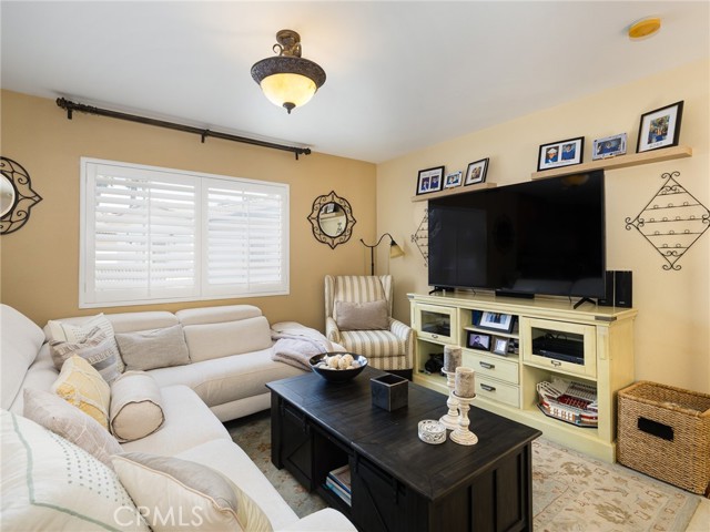 Detail Gallery Image 7 of 26 For 1438 Elin Point Dr, El Segundo,  CA 90245 - 3 Beds | 2/1 Baths