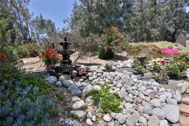 Detail Gallery Image 38 of 42 For 2010 E Foothill Dr, San Bernardino,  CA 92404 - 3 Beds | 2/1 Baths