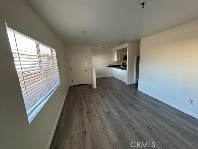 Detail Gallery Image 7 of 20 For 12617 Eucalyptus Ave, Hawthorne,  CA 90250 - – Beds | – Baths