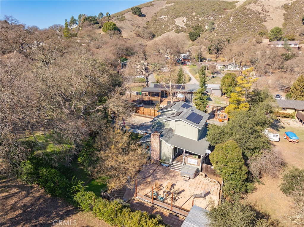 https://media.crmls.org/medias/4cd59735-bb60-4164-a1da-30535e901b0b.jpg?preset=X-Large
