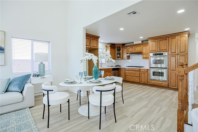 Detail Gallery Image 9 of 75 For 13104 Monroe St, Garden Grove,  CA 92844 - 8 Beds | 6/1 Baths