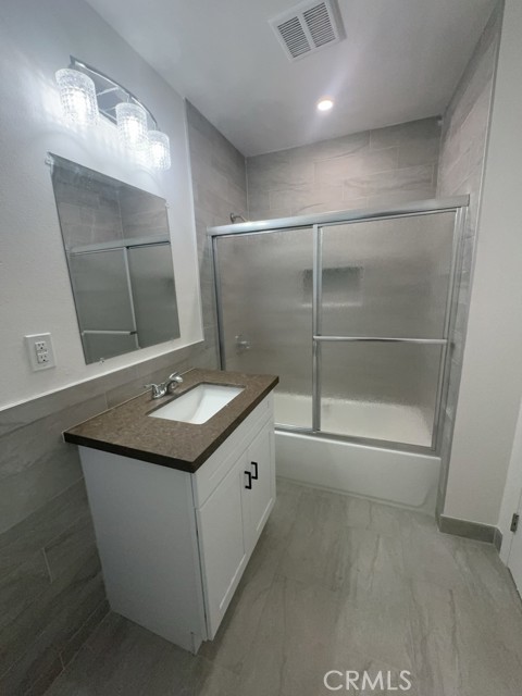 Detail Gallery Image 19 of 23 For 1420 Chestnut Ave #1420,  Long Beach,  CA 90813 - 1 Beds | 1 Baths