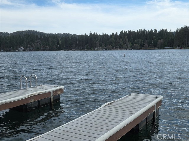 Detail Gallery Image 13 of 27 For 412 N 412 #a, Lake Arrowhead,  CA 92354 - 0 Beds | 0 Baths