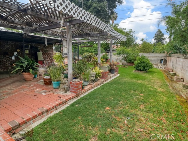 540 Hacienda Drive, Monrovia CA: https://media.crmls.org/medias/4cd6a778-75a5-4695-9fb3-3bd988048696.jpg