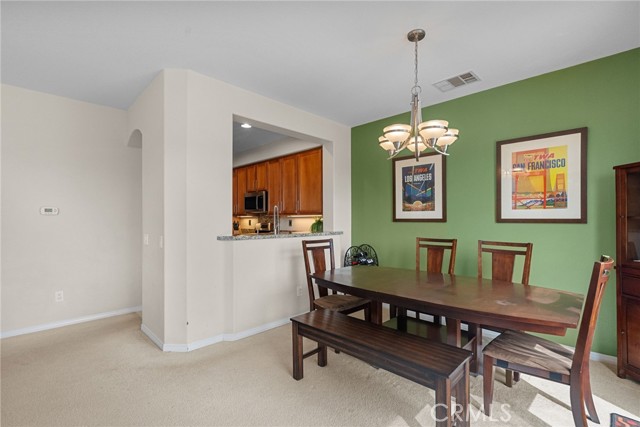 Detail Gallery Image 10 of 36 For 23860 Brescia Dr, Valencia,  CA 91354 - 4 Beds | 3 Baths