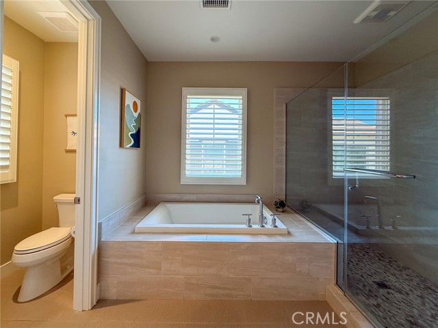 142 Dolci, Irvine CA: https://media.crmls.org/medias/4cd7aa7c-33aa-4b92-bc4e-7a57c99861d6.jpg
