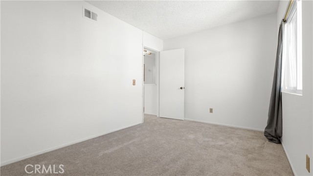 Image 32 of 41 For 12283 Mint Ct