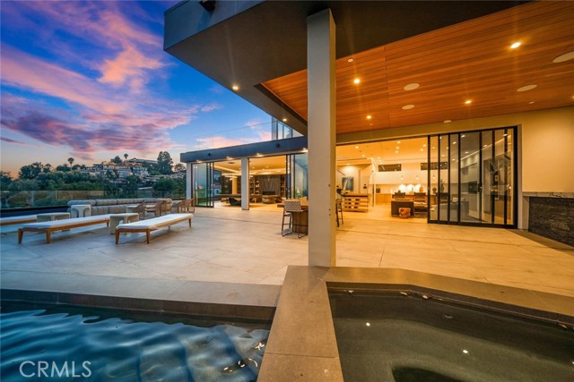 1947 Glencoe Way, Los Angeles CA: https://media.crmls.org/medias/4cd7dc7c-4491-4059-a436-883d01fde2b8.jpg