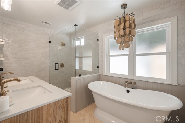 Detail Gallery Image 44 of 61 For 13822 Henstridge Cir, Tustin,  CA 92780 - 4 Beds | 3 Baths