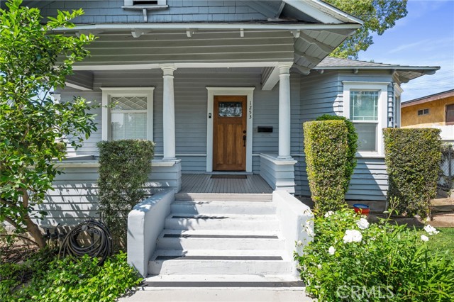 Detail Gallery Image 2 of 47 For 1251 N Commonwealth, Los Angeles,  CA 90029 - – Beds | – Baths