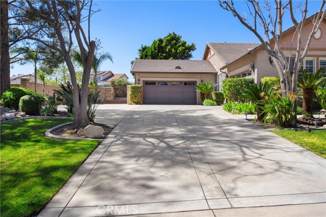 Detail Gallery Image 5 of 68 For 5810 Etiwanda, Rancho Cucamonga,  CA 91739 - 5 Beds | 3/1 Baths