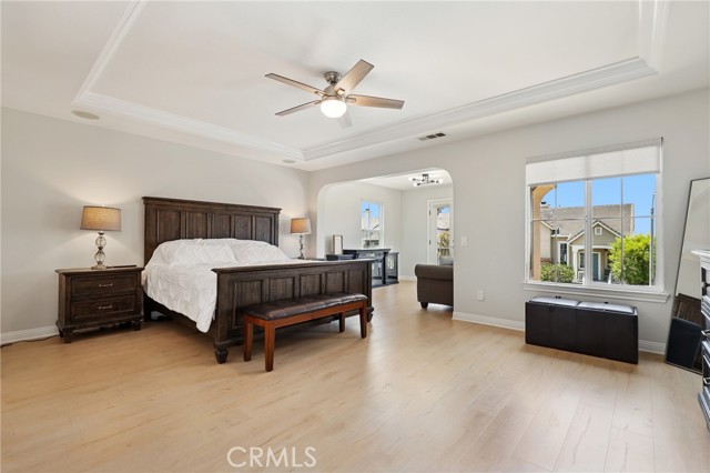8047 E Hampshire Road, Orange CA: https://media.crmls.org/medias/4cd99acc-fc4f-418c-84de-6a5240d93c7a.jpg