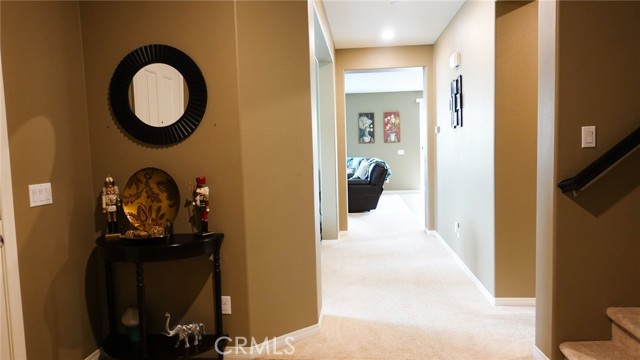 Detail Gallery Image 5 of 40 For 11935 Meander Way, Jurupa Valley,  CA 91752 - 5 Beds | 4/1 Baths