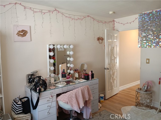 Detail Gallery Image 10 of 30 For 335 W Summerfield, Anaheim,  CA 92802 - 3 Beds | 2/1 Baths