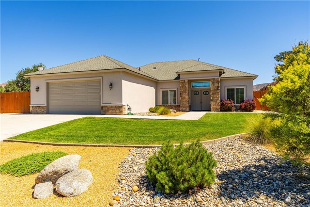 Detail Gallery Image 3 of 50 For 22600 Camp Dr, Tehachapi,  CA 93561 - 3 Beds | 2 Baths