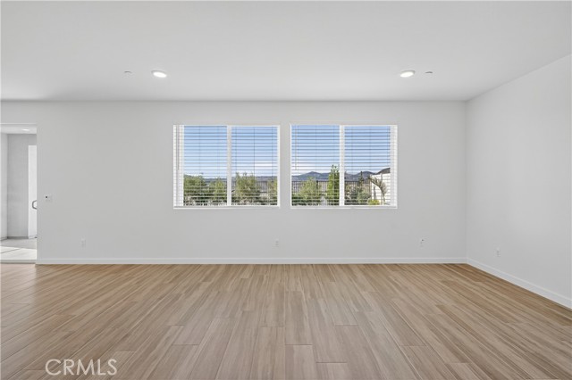 Detail Gallery Image 7 of 40 For 35164 Bergamot Cove, Fallbrook,  CA 92028 - 4 Beds | 3 Baths