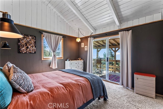 Detail Gallery Image 16 of 41 For 2435 Spring Oak Dr, Running Springs,  CA 92382 - 3 Beds | 2 Baths