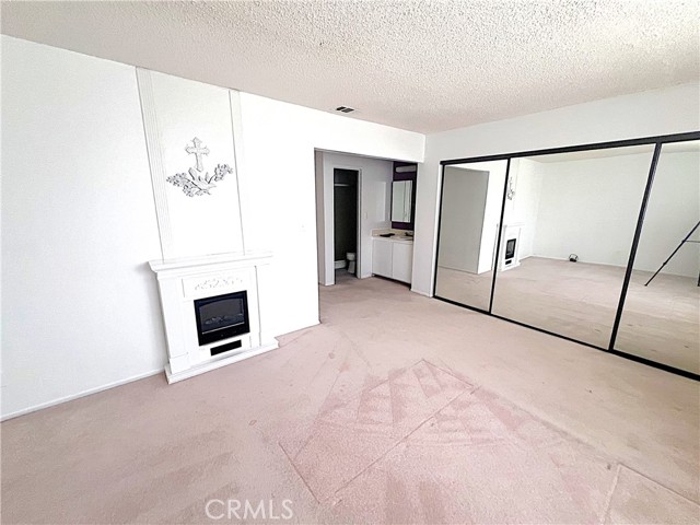 Image 32 of 45 For 4971 Gilman Street