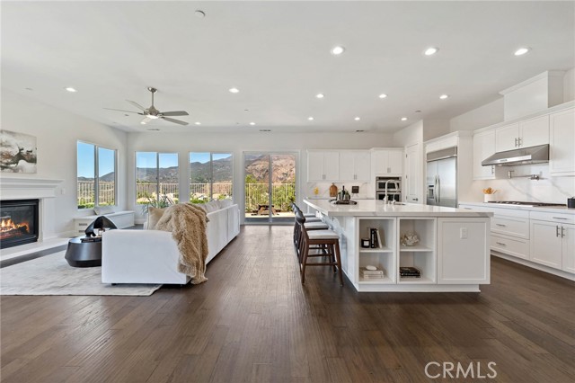 Image 4 of 70 For 21405 Vista Drive