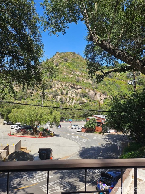 Detail Gallery Image 66 of 68 For 432 Fernwood Pacific, Topanga,  CA 90290 - 2 Beds | 2 Baths