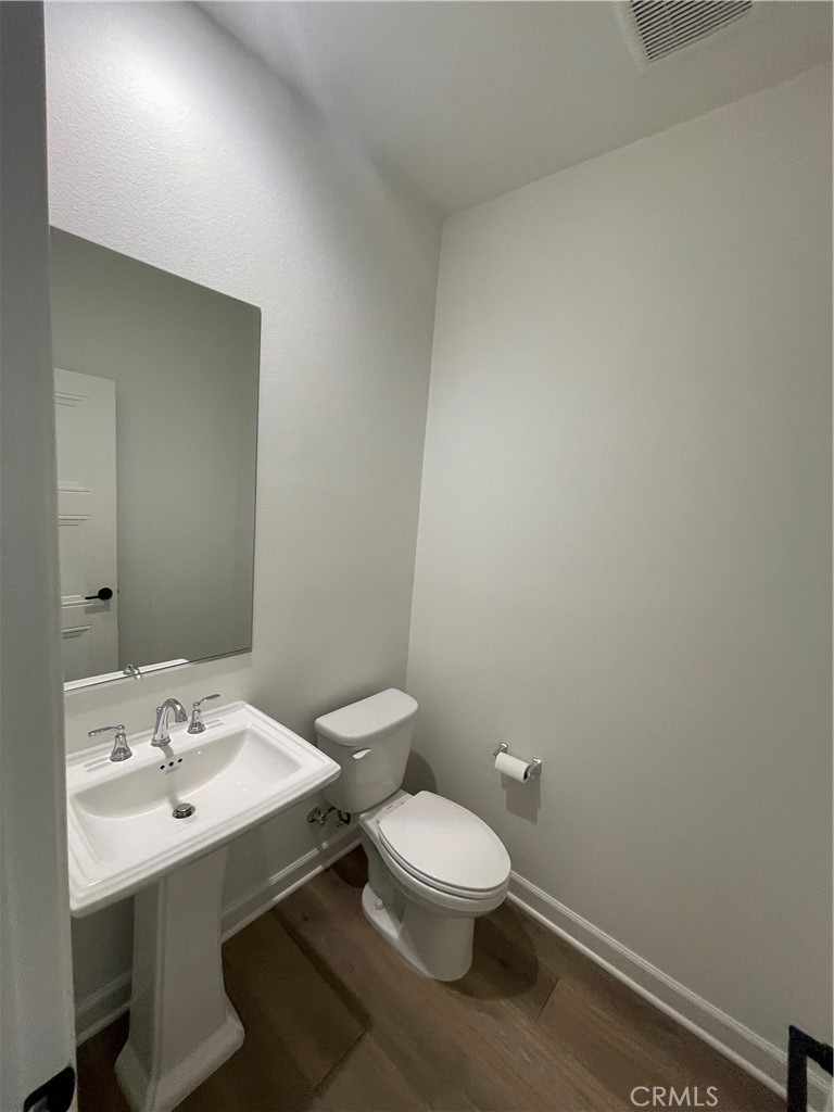 https://media.crmls.org/medias/4cdef546-e132-45b0-9c40-ed4ac41aab1b.jpg?preset=X-Large