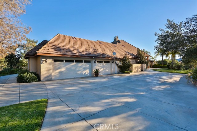 Detail Gallery Image 43 of 74 For 41565 Avenida Conchita, Murrieta,  CA 92562 - 5 Beds | 6/2 Baths