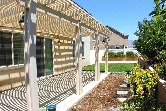 Detail Gallery Image 40 of 42 For 2040 Citron Ct, Redlands,  CA 92374 - 5 Beds | 3 Baths