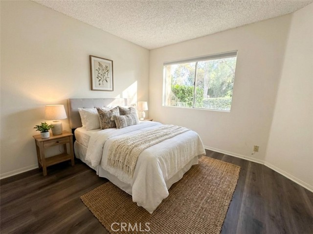 Detail Gallery Image 8 of 11 For 7 Stanford Ct, Irvine,  CA 92612 - 3 Beds | 3 Baths