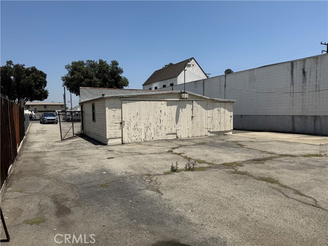 5929 Oak Avenue, Temple City CA: https://media.crmls.org/medias/4ce18e48-4e1a-4c26-a92d-22a0e82a9102.jpg