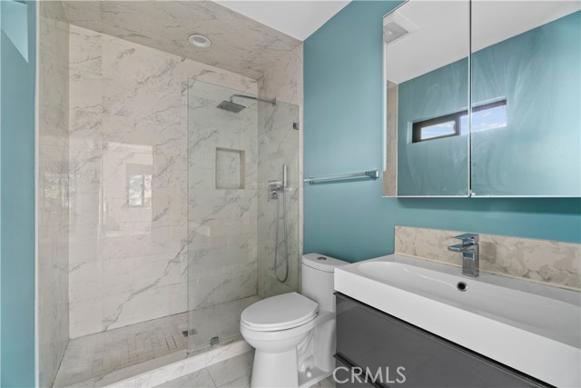 Detail Gallery Image 8 of 38 For 4536 Maycrest St, Los Angeles,  CA 90032 - 3 Beds | 3 Baths