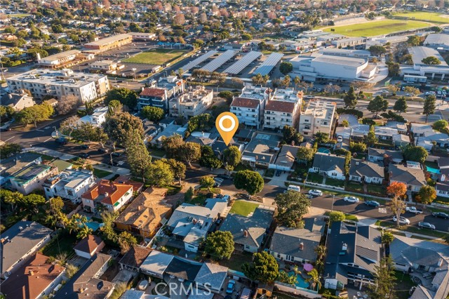 7424 W 85th Street, Los Angeles CA: https://media.crmls.org/medias/4ce28047-b250-4708-90c2-ed66945d8175.jpg