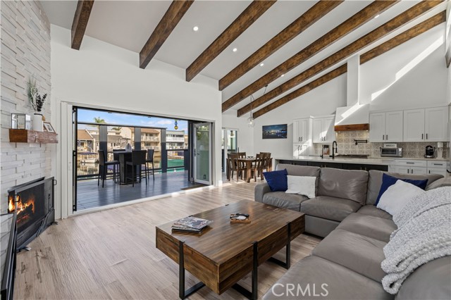 Detail Gallery Image 14 of 47 For 4577 Gateshead, Oxnard,  CA 93035 - 2 Beds | 2 Baths