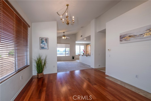 Detail Gallery Image 6 of 46 For 28397 Oasis View Cir, Menifee,  CA 92584 - 2 Beds | 2 Baths