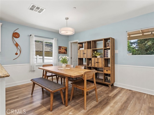 3828 2nd Avenue, La Crescenta CA: https://media.crmls.org/medias/4ce36bd7-5483-400f-bfe1-4cf224700a8f.jpg