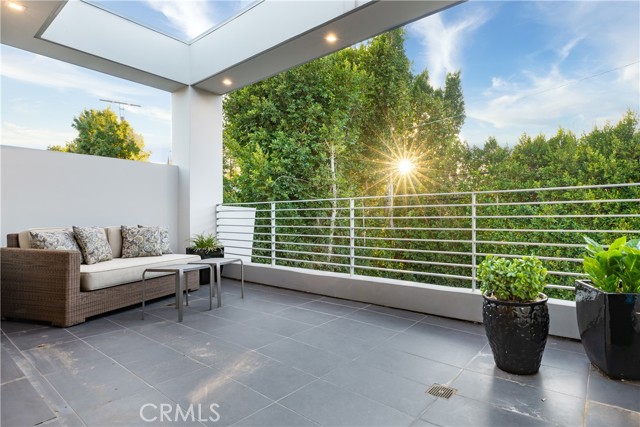 Detail Gallery Image 30 of 49 For 4175 Greenbush Ave, Sherman Oaks,  CA 91423 - 5 Beds | 6 Baths